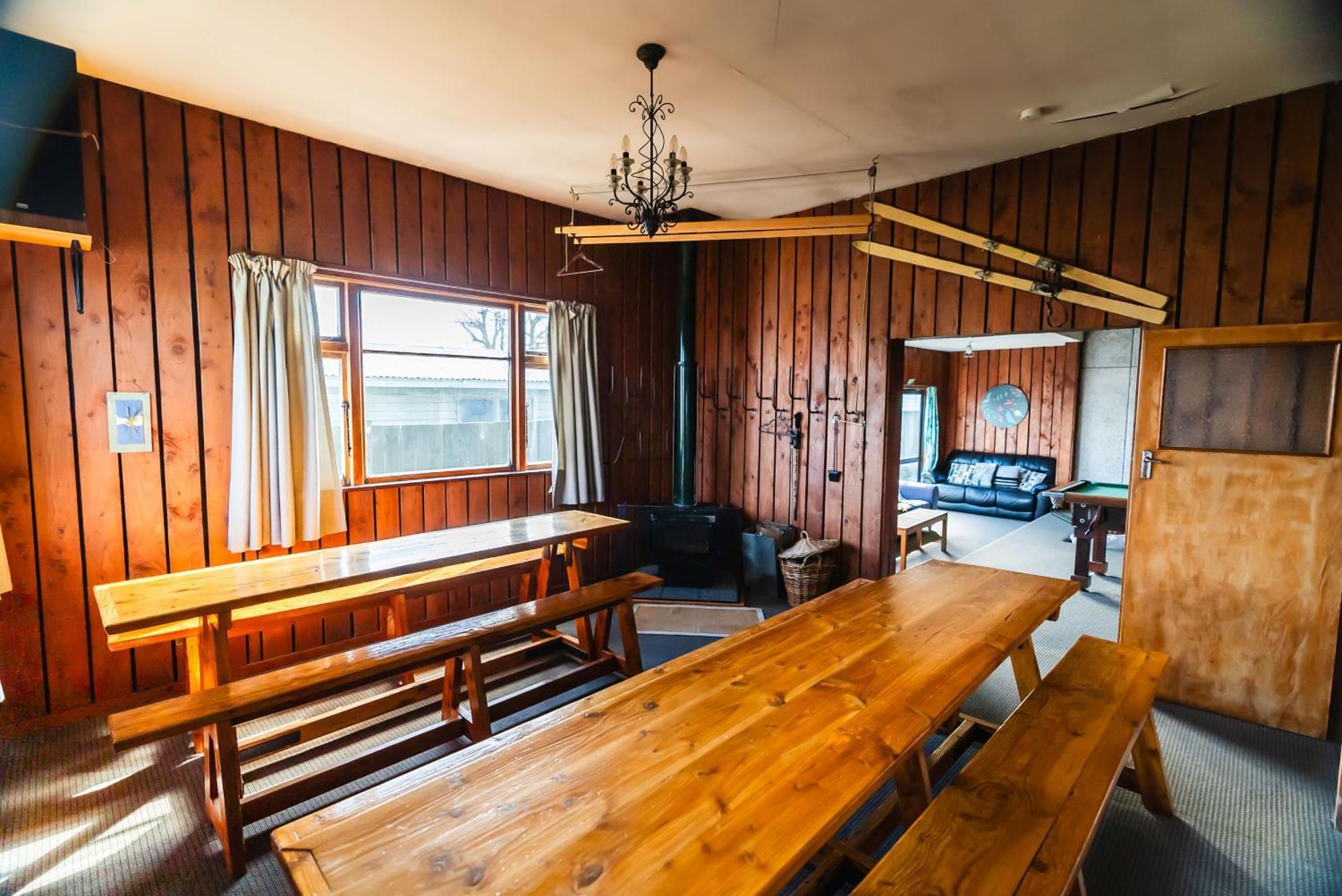 Pinedale Lodge & Apartment Methven Bagian luar foto