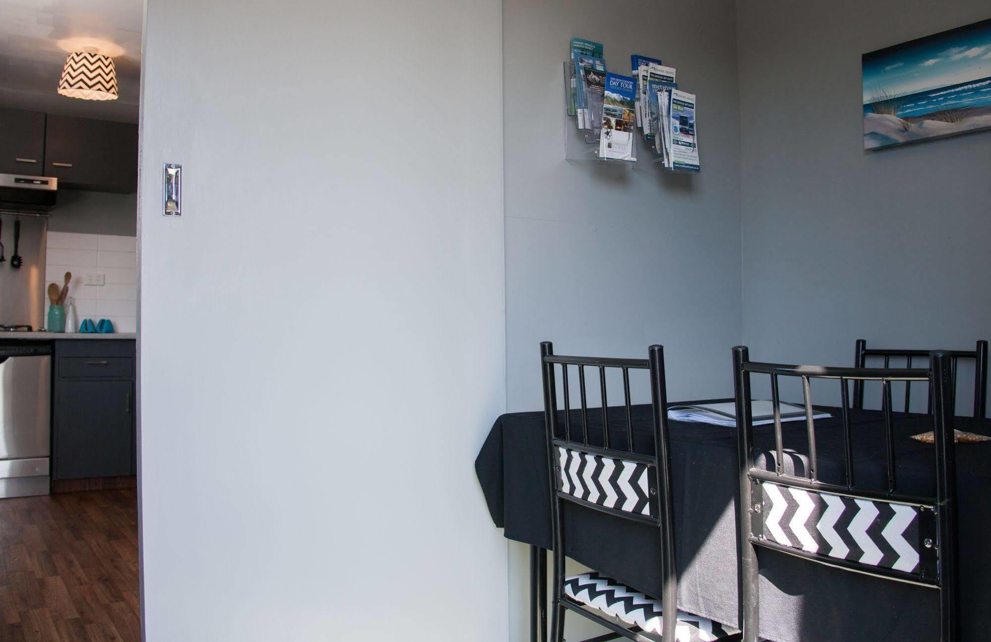 Pinedale Lodge & Apartment Methven Bagian luar foto