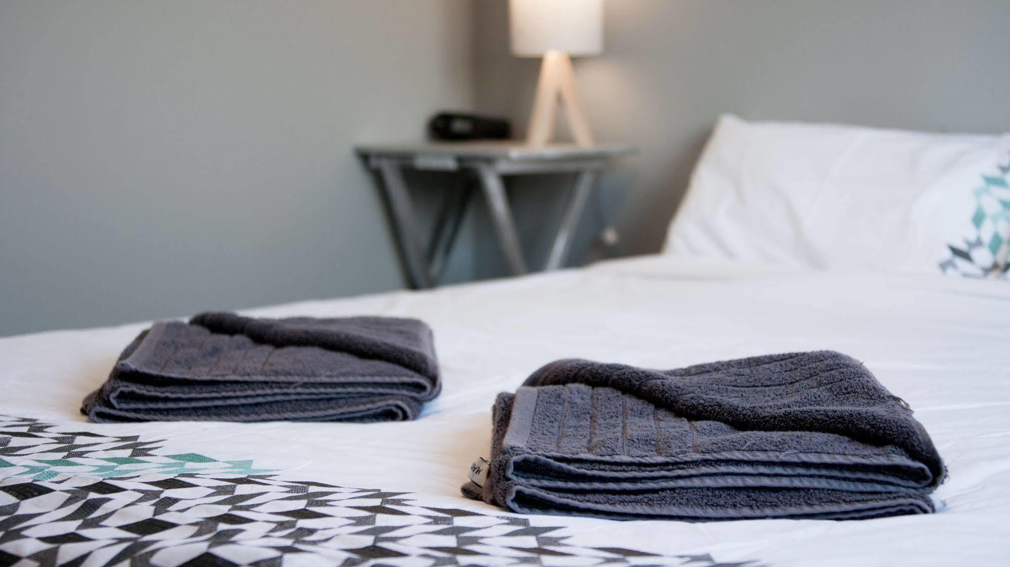 Pinedale Lodge & Apartment Methven Bagian luar foto